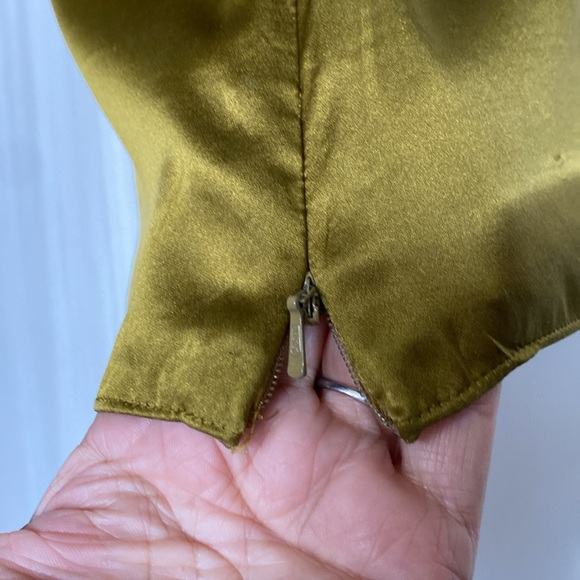 Jones New York 100% Silk chartreuse Green camisole, top, blouse! Size 10 - Picture 4 of 10